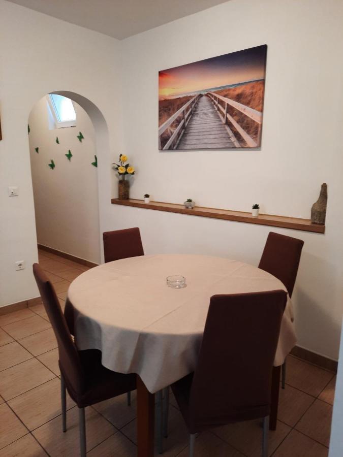 App Vito Apartman Selce Kültér fotó