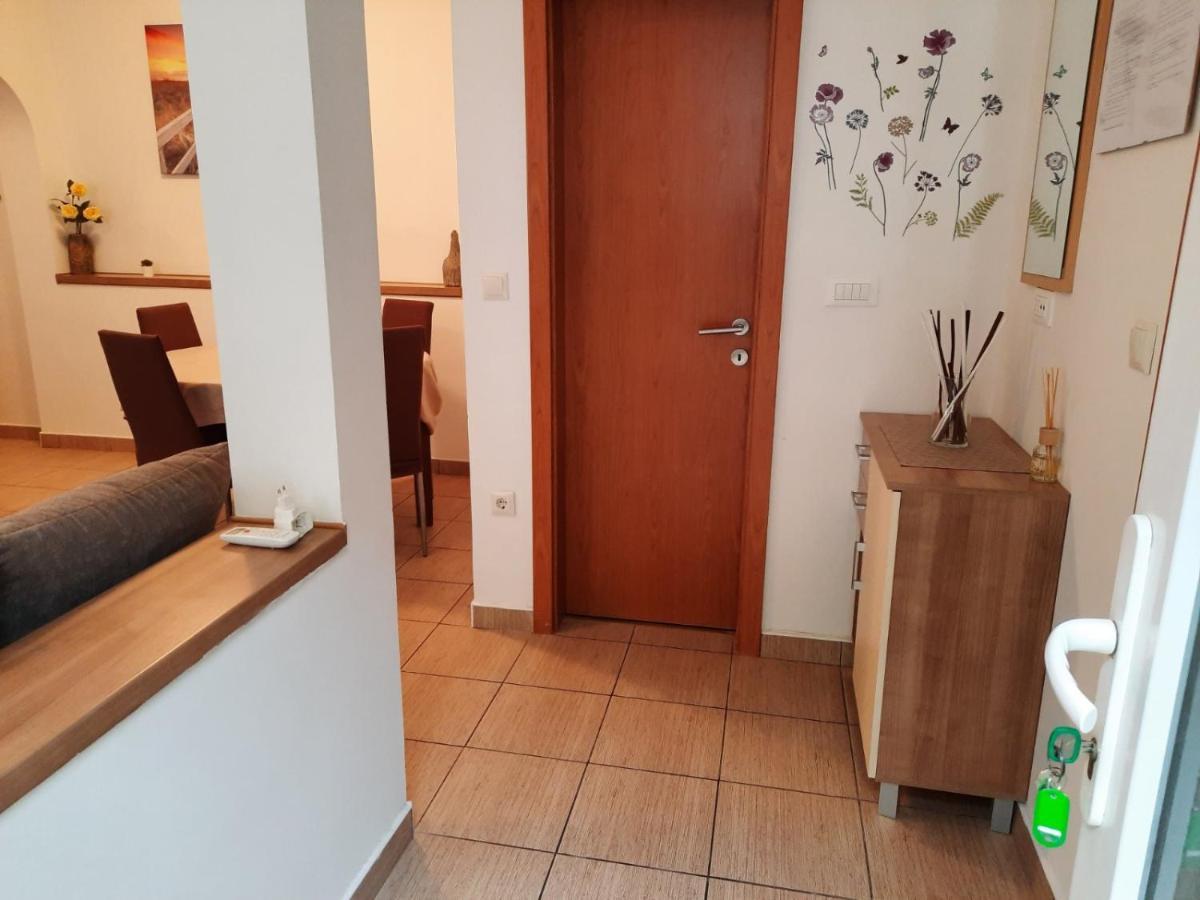 App Vito Apartman Selce Kültér fotó